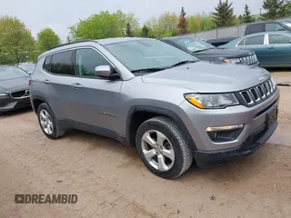 2017 Jeep Compass Latitude with VIN 3C4NJDBB8HT693164, listed as a IAAI auction lot 42256210 with 52,130 mi miles and . Bid and sale history available at DreamBid. Image 1.