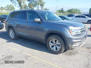 2019 Volkswagen Atlas S z VIN 1V2GR2CA8KC549501, wystawiony jako IAAI lot #42382680 z przebiegiem Nie podano mil oraz . Historia ofert i sprzedaży dostępna na DreamBid. Obrazek 1.