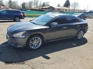 2010 Nissan Maxima SV z VIN 1N4AA5AP1AC871408, wystawiony jako Copart lot #50430555 z przebiegiem 191 086 mil mil oraz Szkoda całkowita • Salvage title. Historia ofert i sprzedaży dostępna na DreamBid. Obrazek 1.