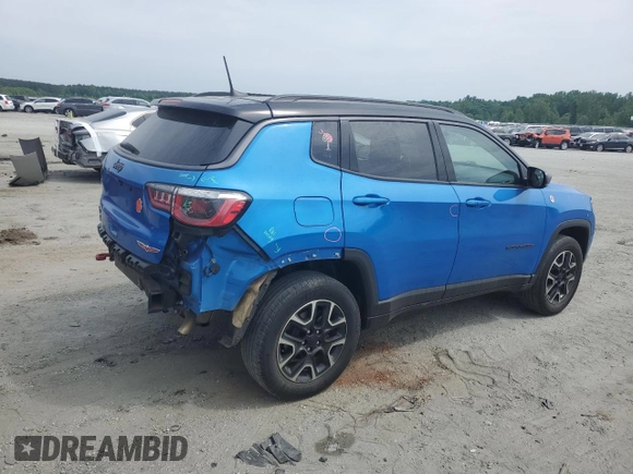 2020 Jeep Compass Trailhawk z VIN 3C4NJDDB7LT221575, wystawiony jako Copart lot #57414255 z przebiegiem 69 159 mil mil oraz Szkoda całkowita • Salvage title. Historia ofert i sprzedaży dostępna na DreamBid. Obrazek 3.