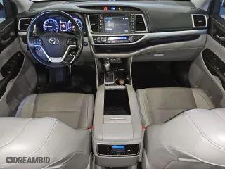 2019 Toyota Highlander SE with VIN 5TDKZRFHXKS556199, listed as a Copart auction lot 48882845 with 64,491 mi miles and Clean Title. Bid and sale history available at carsss.com. Image 8.