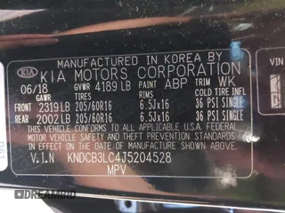 2018 Kia Niro LX with VIN KNDCB3LC4J5204528, listed as a IAAI auction lot 41559060 with 110,443 mi miles. Bid and sale history available at carsss.com. Image 9.
