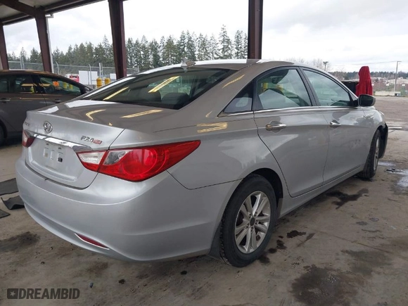 2011 Hyundai Sonata GLS PZEV with VIN 5NPEB4AC2BH128911, listed as a IAAI auction lot 41784564 with 138,458 mi miles. Bid and sale history available at carsss.com. Image 4.