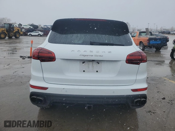 2015 Porsche Cayenne Turbo z VIN WP1AC2A26FLA80496, wystawiony jako Copart lot #47559825 z przebiegiem 75 169 mil mil oraz Czysty tytuł • Clean title. Historia ofert i sprzedaży dostępna na DreamBid. Obrazek 6.