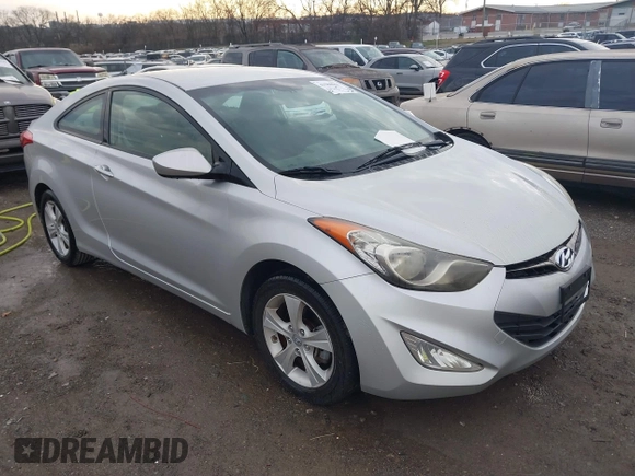 2013 Hyundai Elantra Coupe SE with VIN KMHDH6AE8DU011104, listed as a IAAI auction lot 41588963 with 112,726 mi miles. Bid and sale history available at carsss.com. Image 1.