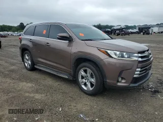 2017 Toyota Highlander Limited with VIN 5TDYZRFH0HS199280, listed as a Copart auction lot 58612645 with 159,282 mi miles and Salvage title. Bid and sale history available at DreamBid. Image 4.