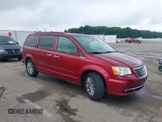 2014 Chrysler Town & Country Touring L с VIN 2C4RC1CG5ER143004, выставлен на аукционе IAAI как лот 42417334 с пробегом 110 181 миль миль и . История ставок и продаж доступна на DreamBid. Изображение 1.