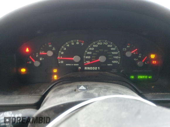 2005 Ford Explorer z VIN 1FMDU75K05UA44083, wystawiony jako Copart lot #81727664 z przebiegiem 236 912 mil mil oraz Nie do naprawy • Non repairable. Historia ofert i sprzedaży dostępna na DreamBid. Obrazek 9.
