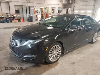 2013 Lincoln MKZ with VIN 3LN6L2J98DR803778, listed as a IAAI auction lot 41651370 with 190,840 mi miles. Bid and sale history available at carsss.com. Image 17.