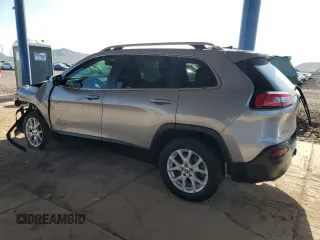 2018 Jeep Cherokee Latitude Plus with VIN 1C4PJMLX3JD578101, listed as a Copart auction lot 60707715 with 110,867 mi miles and Salvage title. Bid and sale history available at DreamBid. Image 2.