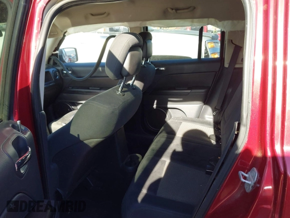 2013 Jeep Patriot Sport z VIN 1C4NJPBB9DD122011, wystawiony jako IAAI lot #41273397 z przebiegiem 185 036 mil mil oraz . Historia ofert i sprzedaży dostępna na DreamBid. Obrazek 8.