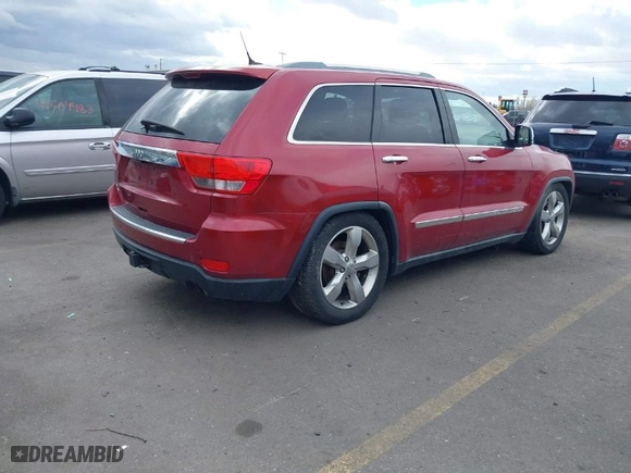 2011 Jeep Grand Cherokee Overland with VIN 1J4RR6GT6BC605300, listed as a IAAI auction lot 41504528 with 204,412 mi miles. Bid and sale history available at carsss.com. Image 4.