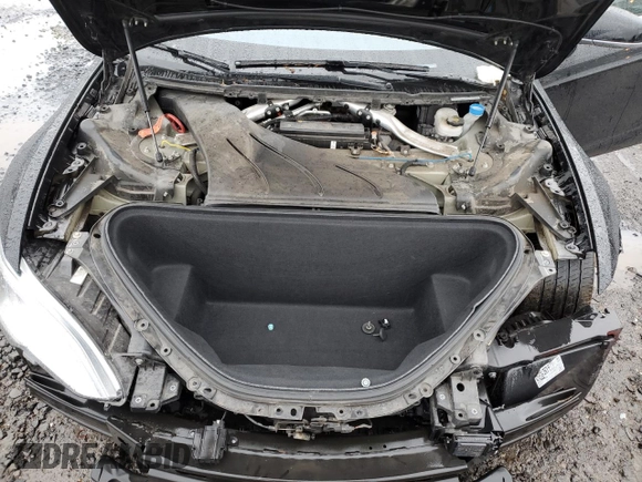 2018 Tesla Model S 75D с VIN 5YJSA1E26JF261691, выставлен на аукционе Copart как лот 45222545 с пробегом 121 600 миль миль и Списание • Salvage title. История ставок и продаж доступна на DreamBid. Изображение 11.