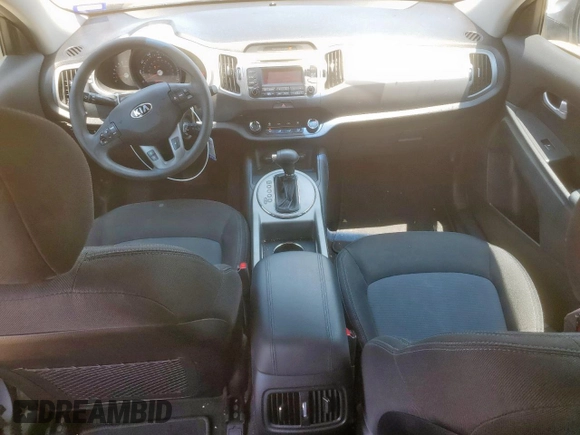 2015 Kia Sportage LX z VIN KNDPB3AC3F7762743, wystawiony jako Copart lot #58206525 z przebiegiem 108 904 mil mil oraz Szkoda całkowita • Salvage title. Historia ofert i sprzedaży dostępna na DreamBid. Obrazek 8.