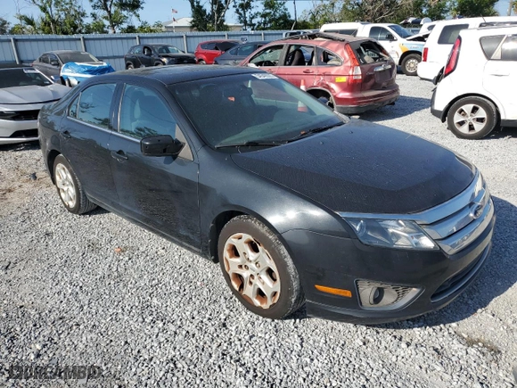 2011 Ford Fusion SE with VIN 3FAHP0HA8BR103445, listed as a Copart auction lot 54546535 with 186,092 mi miles and Clean Title. Bid and sale history available at carsss.com. Image 4.