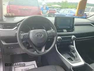 2022 Toyota RAV4 XLE with VIN 2T3P1RFV5NC282921, listed as a IAAI auction lot 42840420 with 43,470 mi miles and . Bid and sale history available at DreamBid. Image 15.