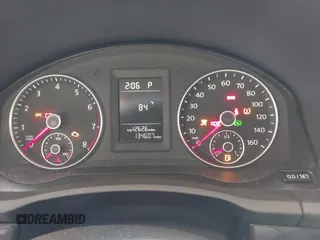 2010 Volkswagen Jetta SE z VIN 3VWRZ7AJ9AM035046, wystawiony jako IAAI lot #42448683 z przebiegiem 134 607 mil mil oraz . Historia ofert i sprzedaży dostępna na DreamBid. Obrazek 7.