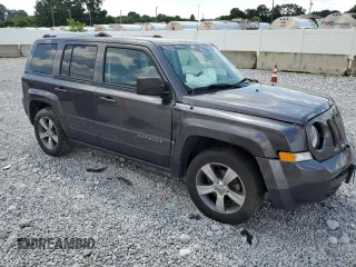 2017 Jeep Patriot High Altitude with VIN 1C4NJRFB7HD110449, listed as a Copart auction lot 62674615 with 117,397 mi miles and Salvage title. Bid and sale history available at DreamBid. Image 4.