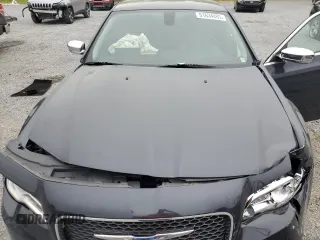 2018 Chrysler 300 Limited z VIN 2C3CCAEG7JH148759, wystawiony jako Copart lot #51634465 z przebiegiem 93 944 mil mil oraz Szkoda całkowita • Salvage title. Historia ofert i sprzedaży dostępna na DreamBid. Obrazek 13.