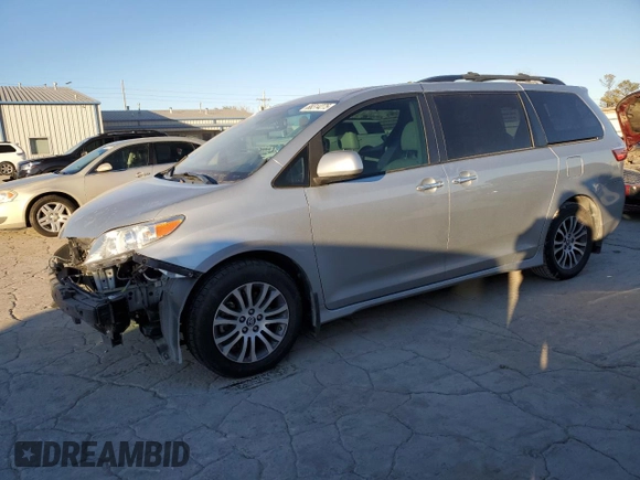 2019 Toyota Sienna XLE Auto Access Seat with VIN 5TDYZ3DC5KS977360, listed as a Copart auction lot 88314275 with 71,200 mi miles and Salvage Title. Bid and sale history available at carsss.com. Image 1.