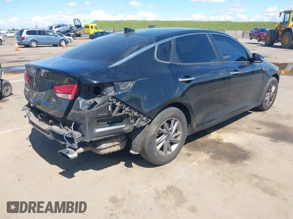 2020 Kia Optima LX z VIN 5XXGT4L33LG384927, wystawiony jako IAAI lot #41950098 z przebiegiem 136 728 mil mil oraz . Historia ofert i sprzedaży dostępna na DreamBid. Obrazek 4.