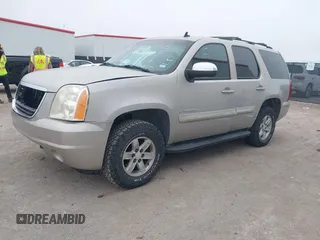 2008 GMC Yukon SLT w/4SB with VIN 1GKFC13J18R174960, listed as a IAAI auction lot 41382763 with 184,456 mi miles. Bid and sale history available at carsss.com. Image 17.