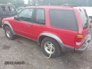 1999 Ford Explorer Sport z VIN 1FMYU24X5XUA19152, wystawiony jako IAAI lot #42473945 z przebiegiem Nie podano mil oraz . Historia ofert i sprzedaży dostępna na DreamBid. Obrazek 3.