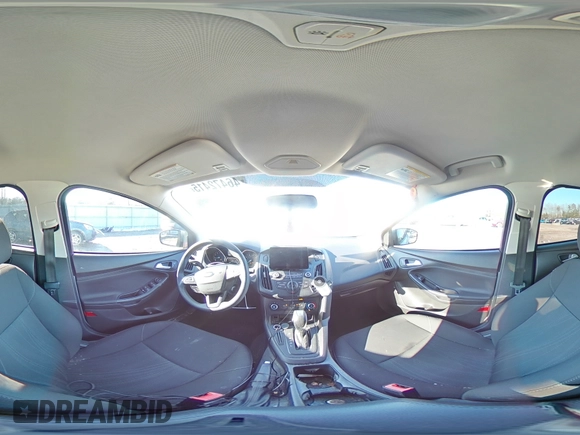 2016 Ford Focus SE z VIN 1FADP3F2XGL399943, wystawiony jako Copart lot #46472415 z przebiegiem 70 047 mil mil oraz Szkoda całkowita • Salvage title. Historia ofert i sprzedaży dostępna na DreamBid. Obrazek 13.