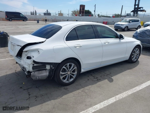 2015 Mercedes-Benz C-Class C 300 with VIN 55SWF4JB3FU091838, listed as a IAAI auction lot 42018413 with 98,338 mi miles. Bid and sale history available at carsss.com. Image 4.