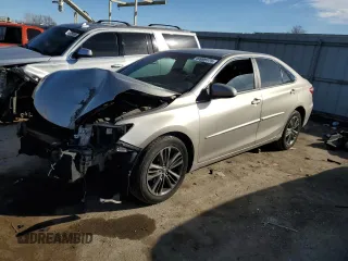2016 Toyota Camry XLE with VIN 4T1BF1FKXGU218421, listed as a Copart auction lot 46995775 with 144,647 mi miles and Salvage Title. Bid and sale history available at carsss.com. Image 1.