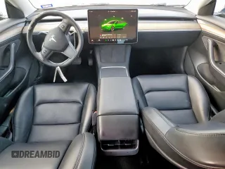 2022 Tesla Model 3 Long Range z VIN 5YJ3E1EBXNF286169, wystawiony jako Copart lot #59639655 z przebiegiem 138 673 mil mil oraz Czysty tytuł • Clean title. Historia ofert i sprzedaży dostępna na DreamBid. Obrazek 8.