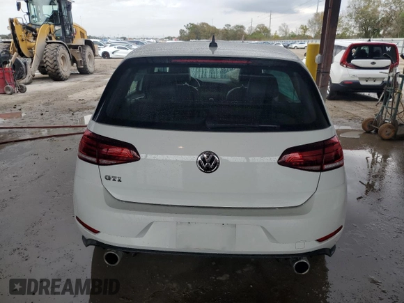 2018 Volkswagen Golf GTI S with VIN 3VW547AU3JM296132, listed as a Copart auction lot 38543894 with 27,979 mi miles. Bid and sale history available at carsss.com. Image 6.