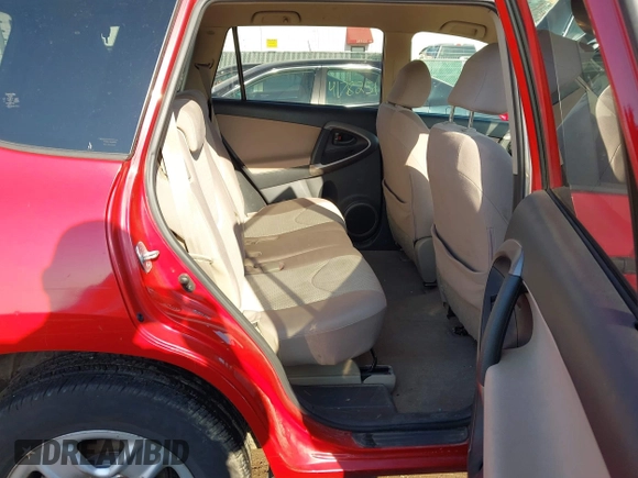2007 Toyota RAV4 with VIN JTMBD33V175088480, listed as a IAAI auction lot 41779212 with 201,875 mi miles. Bid and sale history available at carsss.com. Image 8.