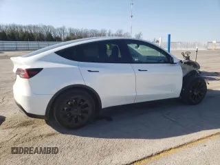 2021 Tesla Model Y Long Range z VIN 5YJYGDEE2MF100232, wystawiony jako Copart lot #50183425 z przebiegiem 95 527 mil mil oraz Szkoda całkowita • Salvage title. Historia ofert i sprzedaży dostępna na DreamBid. Obrazek 3.