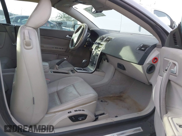 2007 Volvo C70 with VIN YV1MC68297J022644, listed as a IAAI auction lot 41401397 with 1 mi miles. Bid and sale history available at carsss.com. Image 5.