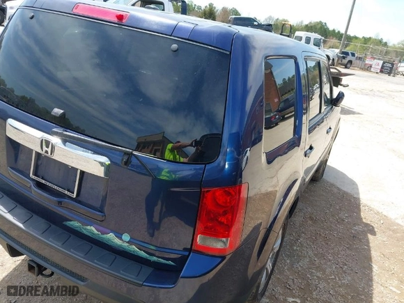 2013 Honda Pilot EX-L with VIN 5FNYF3H53DB036789, listed as a IAAI auction lot 41939593 with 278,204 mi miles. Bid and sale history available at carsss.com. Image 4.
