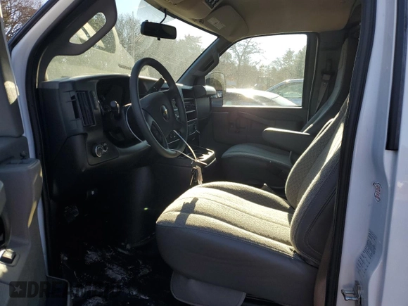 2023 Chevrolet Express Passenger LS z VIN 1GAZGNFP7P1234198, wystawiony jako Copart lot #85733764 z przebiegiem 18 464 mil mil oraz Nie do naprawy • Non repairable. Historia ofert i sprzedaży dostępna na DreamBid. Obrazek 7.