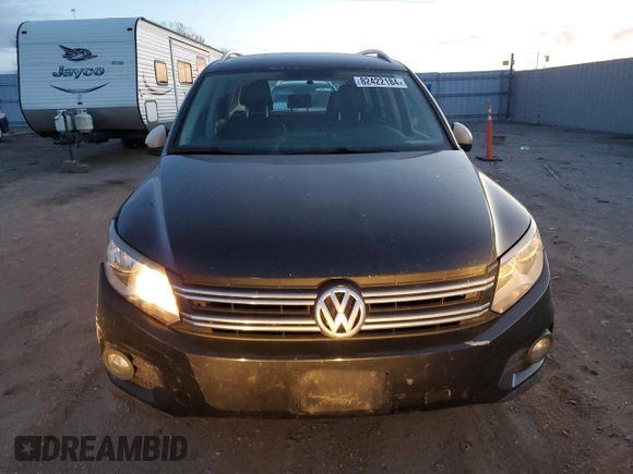 2012 Volkswagen Tiguan S with VIN WVGBV7AX9CW583728, listed as a Copart auction lot 82422184 with 151,557 mi miles and Salvage Title. Bid and sale history available at DreamBid. Image 5.