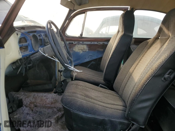 1972 Volkswagen Beetle with VIN 1122600406, listed as a Copart auction lot 87425164 with 104,925 mi miles and Clean Title. Bid and sale history available at DreamBid. Image 7.