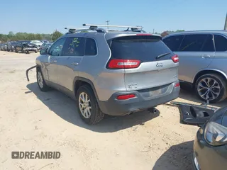 2015 Jeep Cherokee Latitude with VIN 1C4PJMCB6FW691816, listed as a IAAI auction lot 42026070 with 179,054 mi miles and . Bid and sale history available at DreamBid. Image 3.
