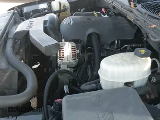 2005 Chevrolet Tahoe Z71 с VIN 1GNEK13Z25R249801, выставлен на аукционе IAAI как лот 43322601 с пробегом 259 409 миль миль и . История ставок и продаж доступна на DreamBid. Изображение 19.