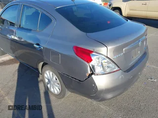 2012 Nissan Versa SL with VIN 3N1CN7AP2CL813868, listed as a IAAI auction lot 41512718 with 88,318 mi miles. Bid and sale history available at carsss.com. Image 6.