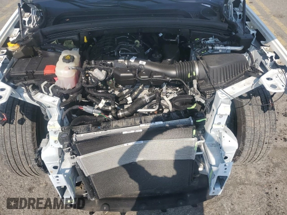 2022 Jeep Grand Cherokee Limited with VIN 1C4RJKBGXN8629137, listed as a Copart auction lot 60467085 with 27,188 mi miles and Salvage title. Bid and sale history available at DreamBid. Image 11.