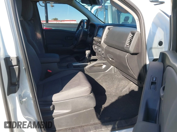 2024 Nissan Frontier S with VIN 1N6ED1CL5RN639610, listed as a IAAI auction lot 41705932 with 17,919 mi miles and . Bid and sale history available at DreamBid. Image 5.
