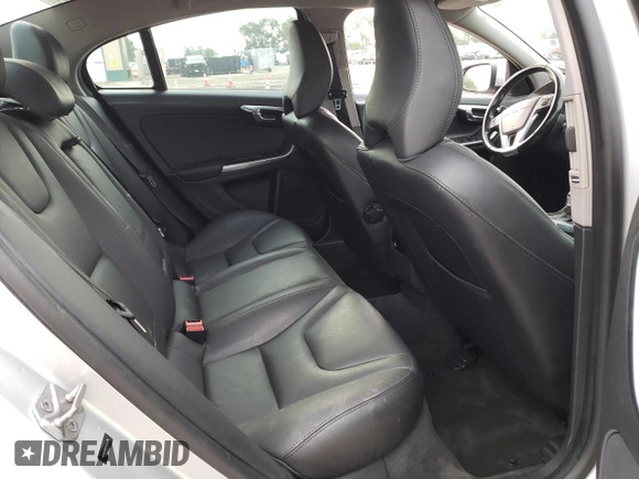 2015 Volvo S60 T5 Premier with VIN YV1612TB0F1304006, listed as a Copart auction lot 63307383 with 84,292 mi miles. Bid and sale history available at carsss.com. Image 10.