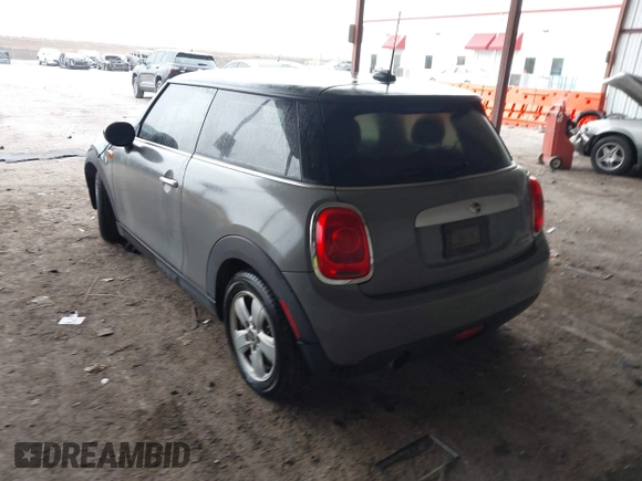 2015 MINI Hardtop with VIN WMWXM5C51F3B34207, listed as a IAAI auction lot 41615894 with 15,787 mi miles and . Bid and sale history available at DreamBid. Image 3.