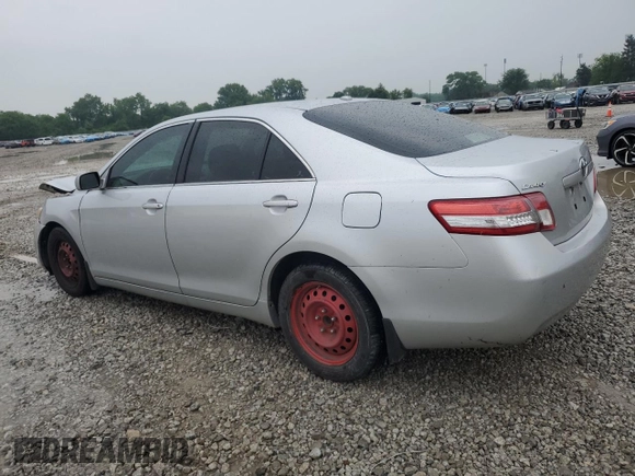 2010 Toyota Camry z VIN 4T1BF3EK1AU075962, wystawiony jako Copart lot #58929065 z przebiegiem 216 986 mil mil oraz Szkoda całkowita • Salvage title. Historia ofert i sprzedaży dostępna na DreamBid. Obrazek 2.