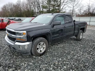 2016 Chevrolet Silverado 1500 LT with VIN 1GCVKREH2GZ181109, listed as a Copart auction lot 51897565 with 165,704 mi miles and Salvage Title. Bid and sale history available at carsss.com. Image 1.