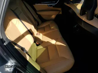 2017 Volvo S90 Momentum z VIN YV1102AK3H1011655, wystawiony jako Copart lot #63753612 z przebiegiem 46 425 mil mil oraz . Historia ofert i sprzedaży dostępna na DreamBid. Obrazek 6.