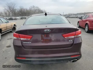 2017 Kia Optima EX with VIN 5XXGU4L38HG153056, listed as a Copart auction lot 46900665 with 82,990 mi miles and Salvage Title. Bid and sale history available at carsss.com. Image 6.